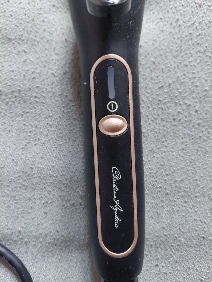 Fer à boucler Christina Aguilera - photo numéro 2