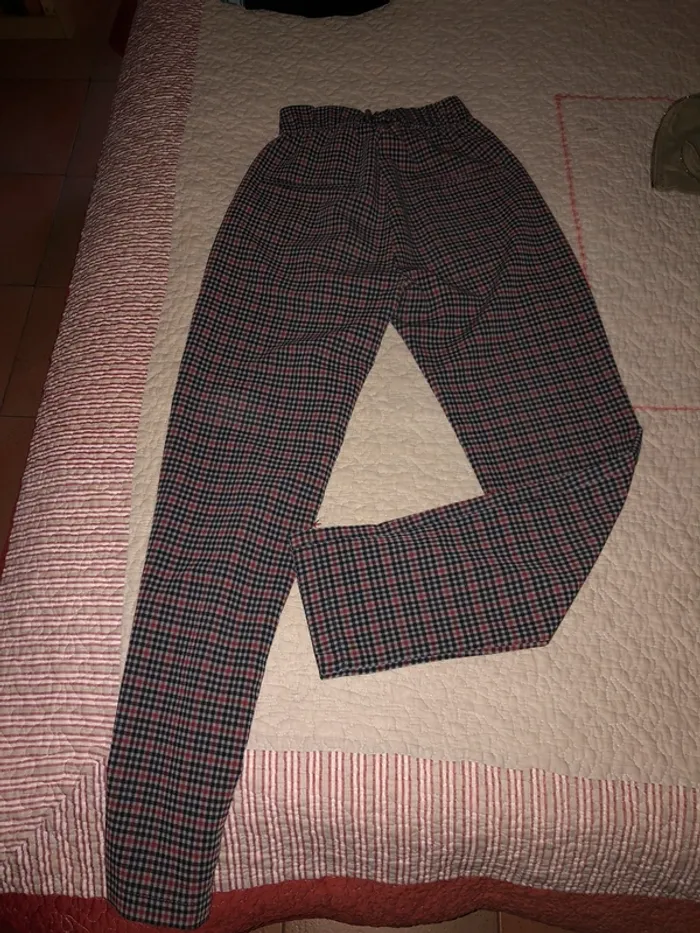 Pantalon à carreaux Pull&Bear - photo numéro 4