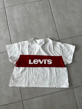 T-shirt levis