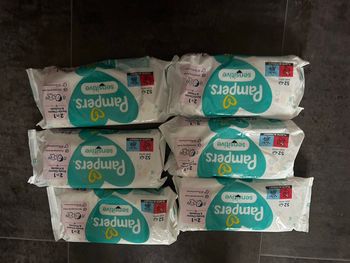 Lot de 6 paquets de 52  lingettes  Pampers NEUF 