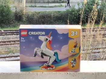 Lego creator la licorne magique 