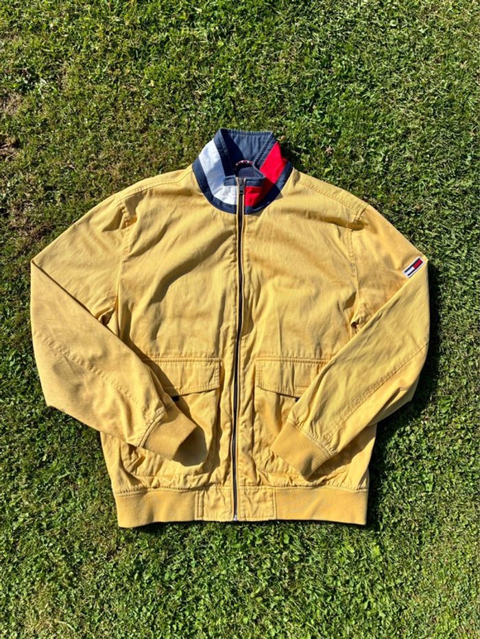 Veste Tommy hilfliger jaune taille xl très bon état