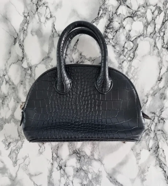 Petit sac en similicuir noir Shein - photo numéro 13