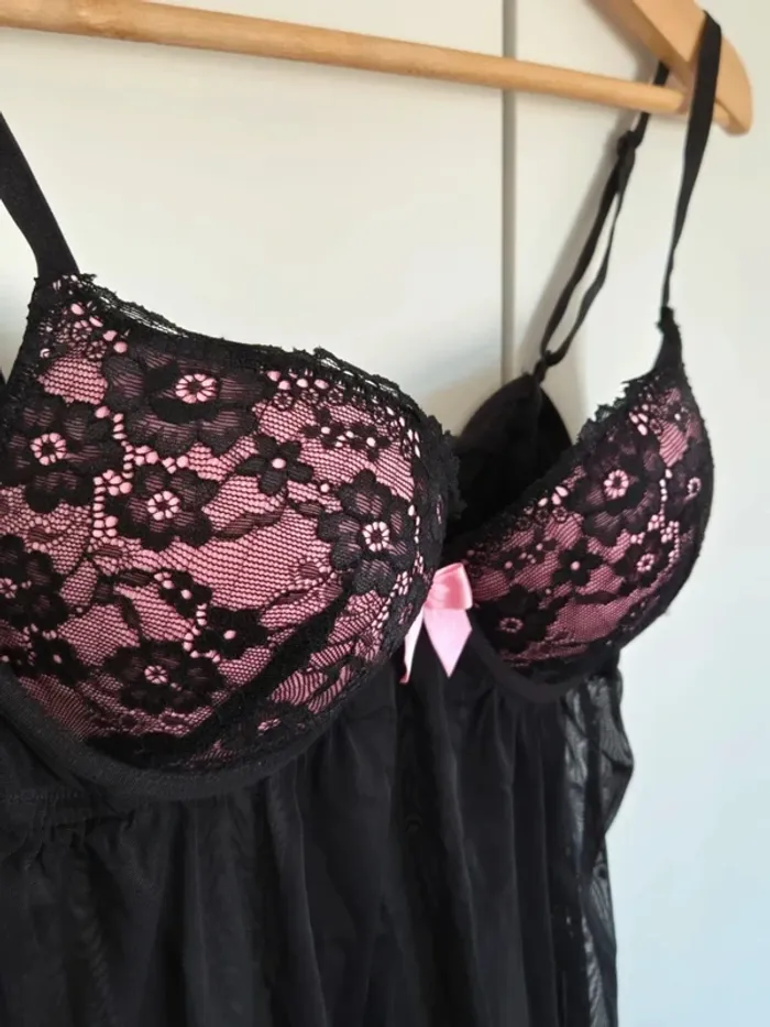 Belle nuisette soutien gorge dentelle super push up H&M 🌸 Taille française 95B eur 80B noir et rose - photo numéro 4