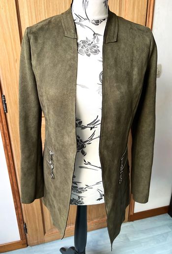 Veste longue suédine kaki taille 38/40 neuve