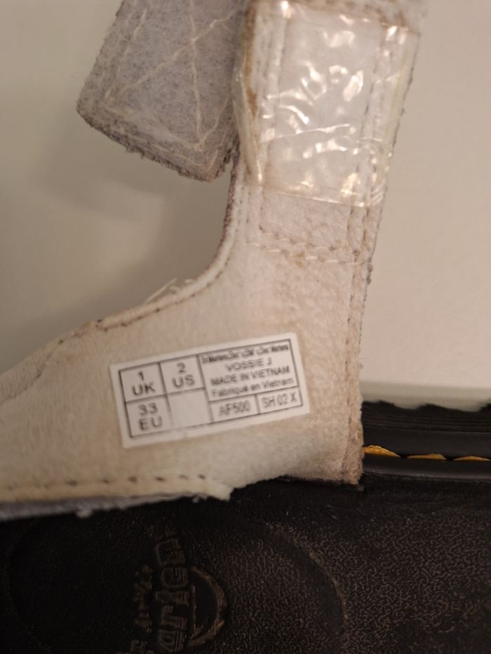Nu-pieds pointure 33 Dr Martens (With Soles Bouncing) - photo numéro 5