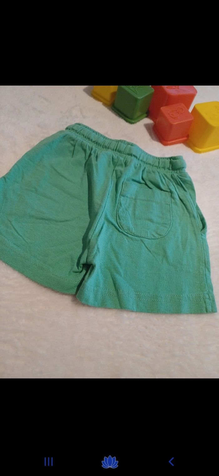 Short bébé taille 6 mois - photo numéro 3