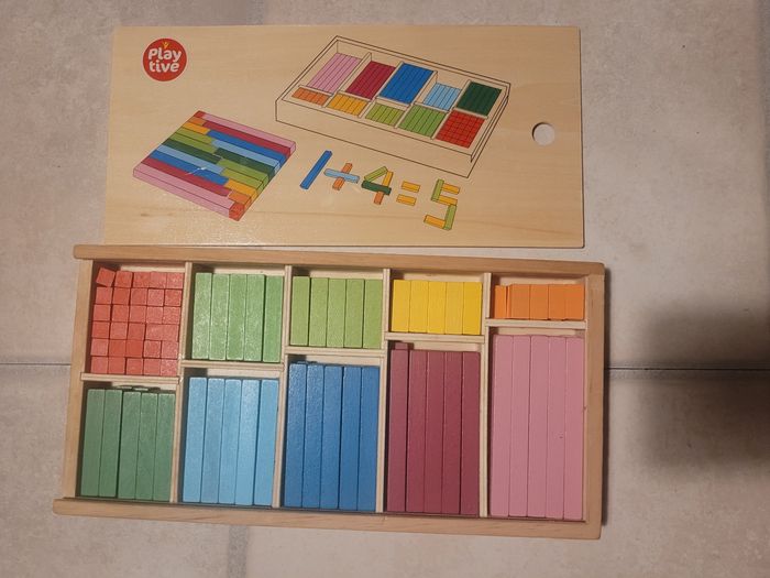 Jeu de bâtonnets en bois