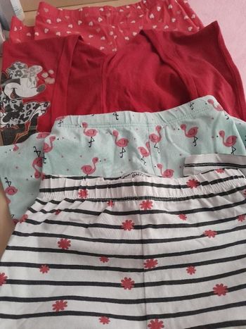 Lot 3 leggings longs et 1 legging court