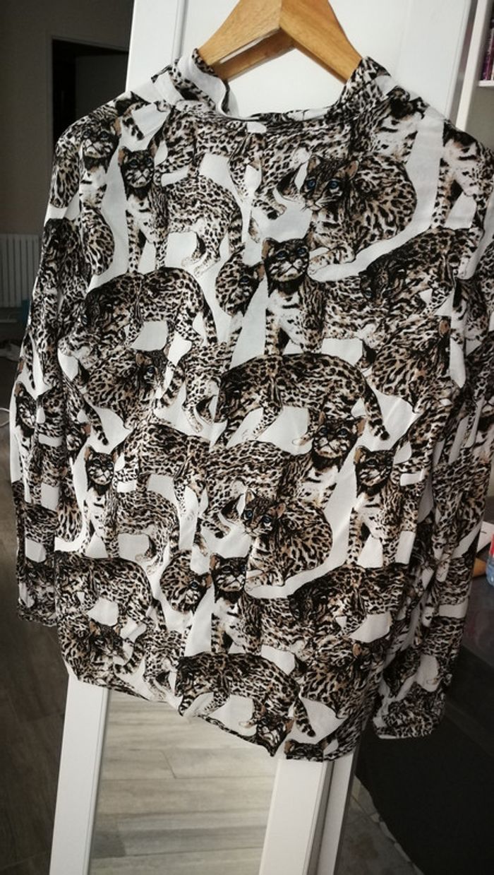 Blouse léopard avec un nœud devant - photo numéro 3