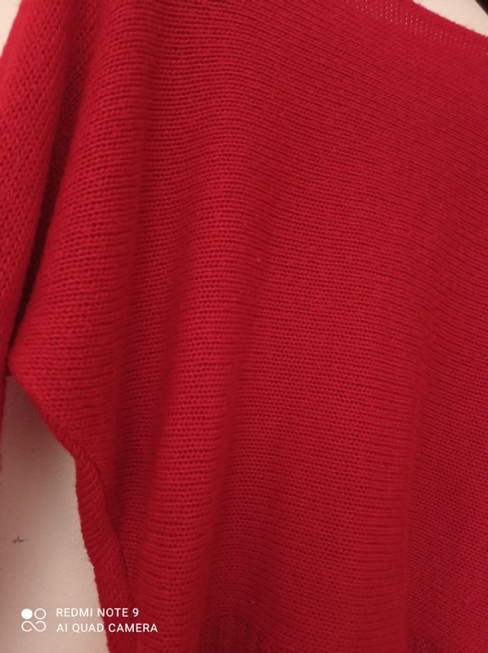 Pull en laine rouge - photo numéro 2