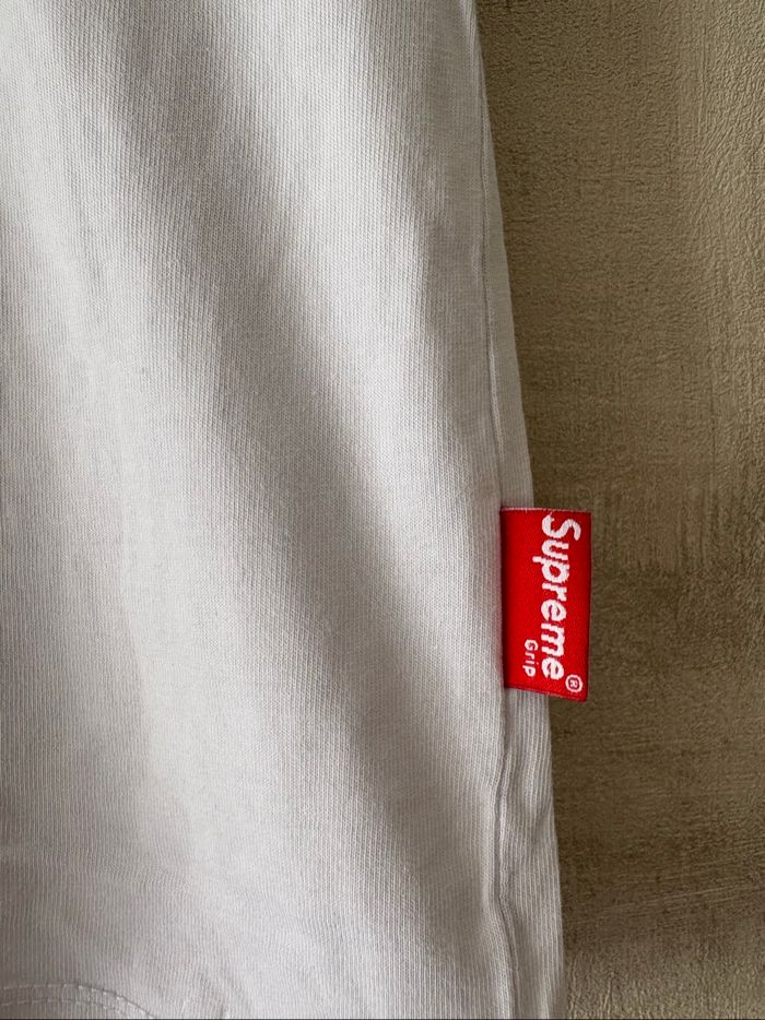 T-shirt Suprême - photo numéro 3