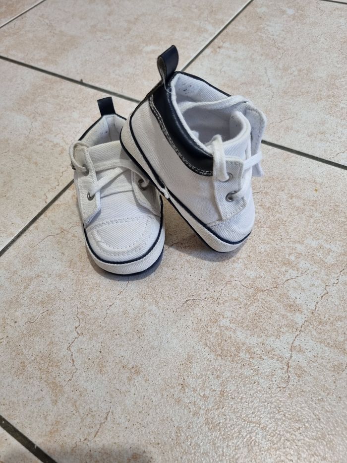 Chaussure bebe - photo numéro 2