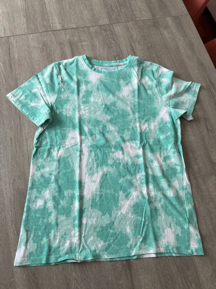 T-shirt primark 12-13 ans