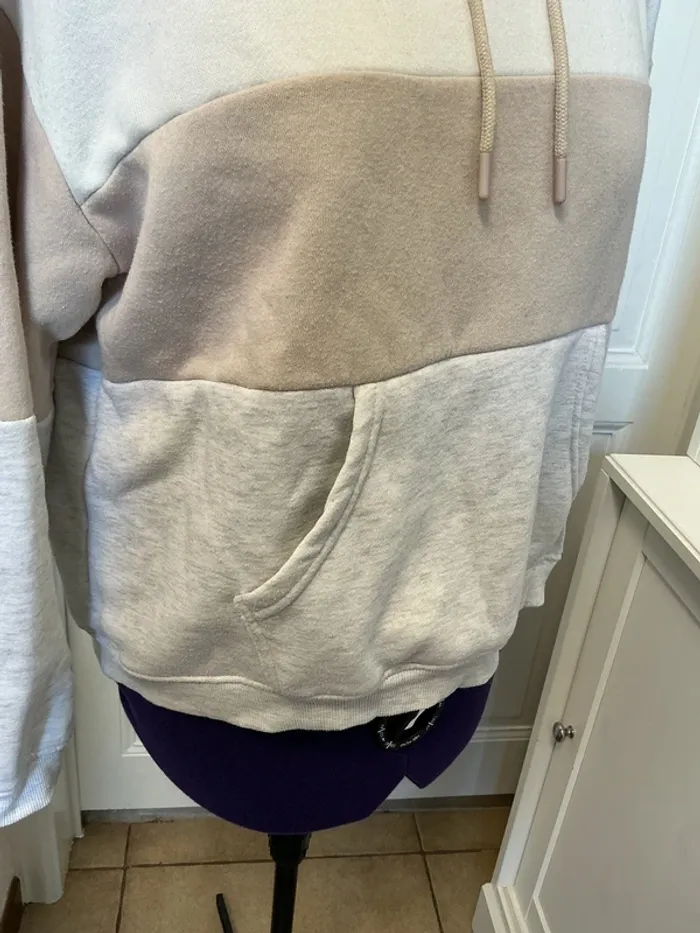Sweat à capuche rose gris blanc Chicorée L - photo numéro 4