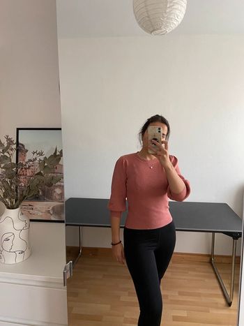 Pull rose manche 3/4 bouffantes / Taille S
