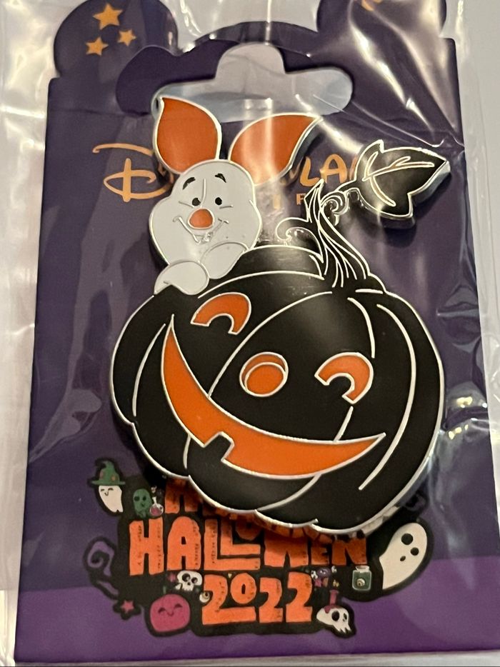 1 pin’s porcinet Halloween 2022 - photo numéro 2