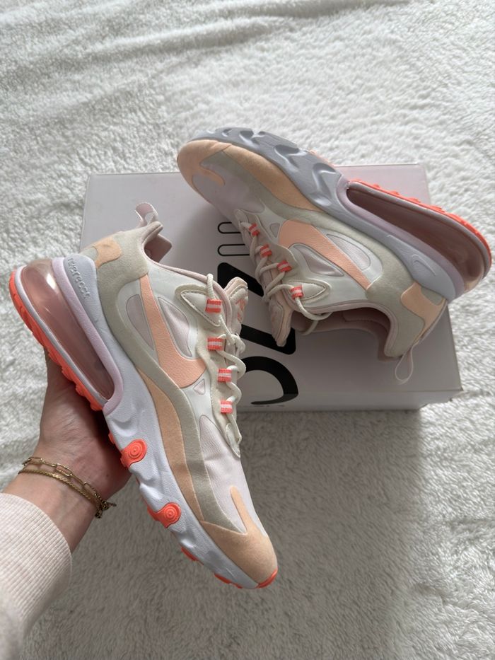 Nike Air Max 270 React - Rose Pêche Crème