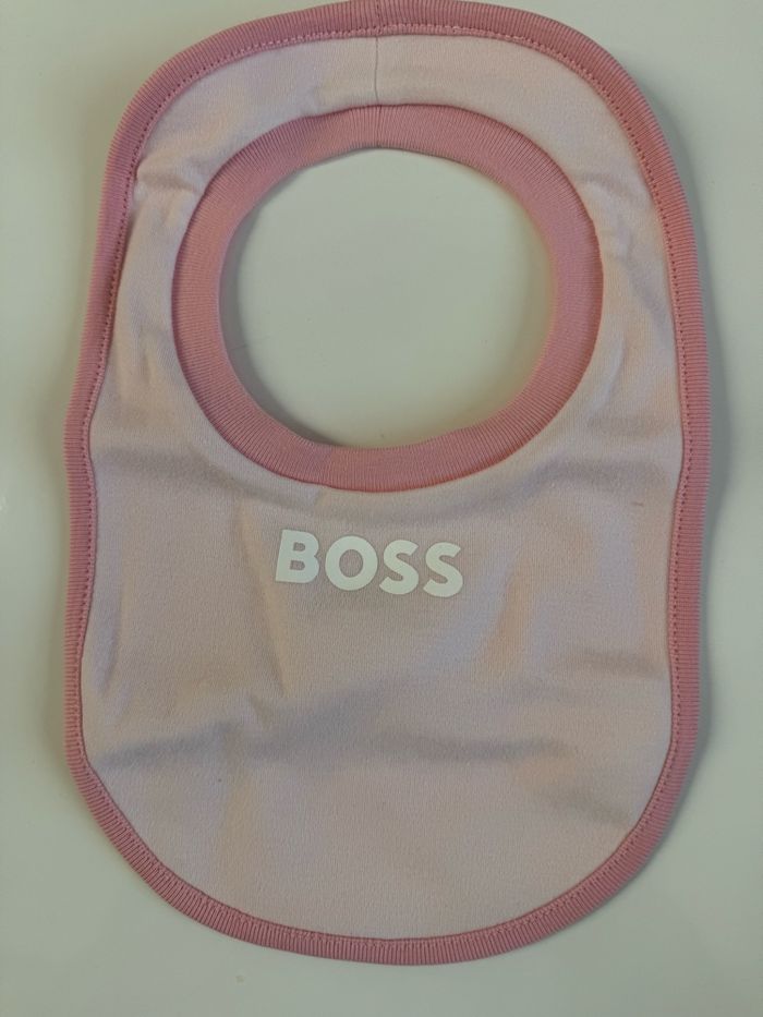 Ensemble pyjama et bavoir - photo numéro 3