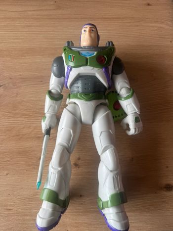 Figurine interactive Buzz l’éclair le film