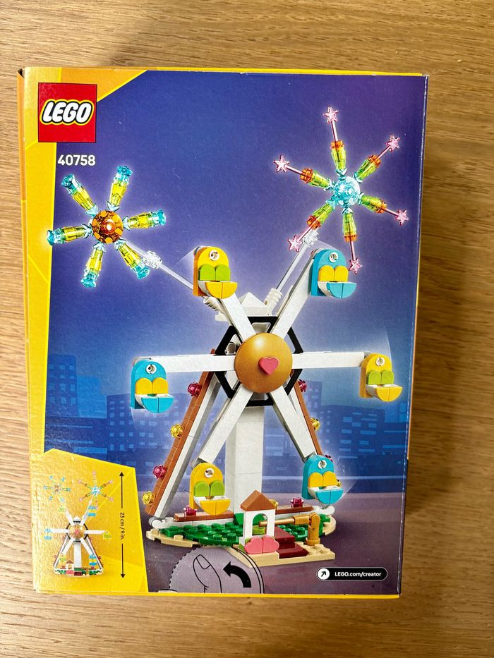 Lego 40758 - Célébration : la grande roue avec des feux d’artifice - photo numéro 3