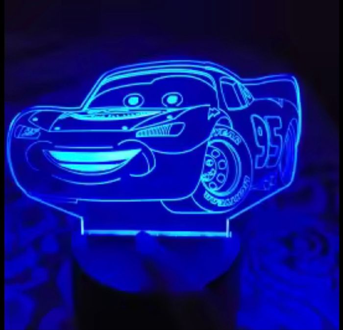 Veilleuse 3D CARS en acrylique + télécommande avec 16 couleurs Neuve - photo numéro 3