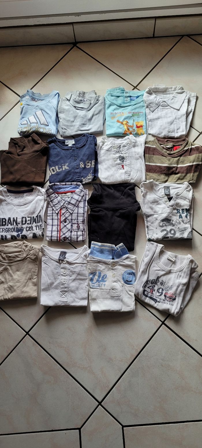 Lot vêtements  24  mois
