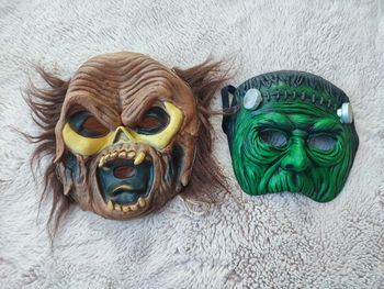 Lot de 2 masques halloween
