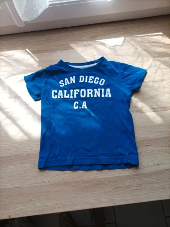 Tee shirt