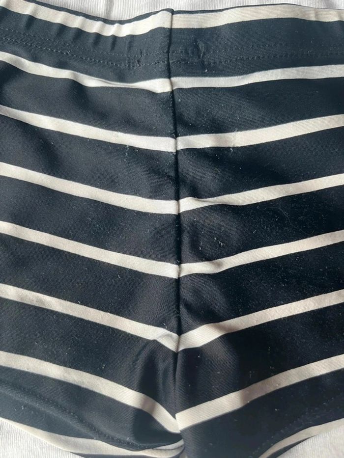 Maillot de bain taille 5 ans - photo numéro 4