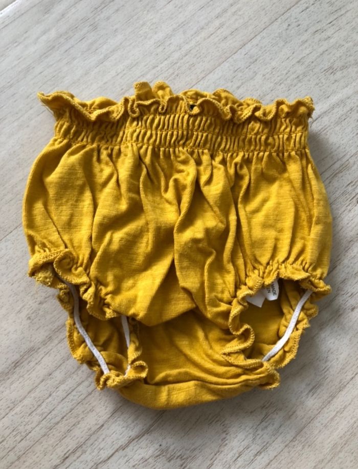 Robe + bloomer moutarde KIABI t.3m - photo numéro 4