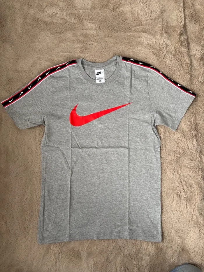 tee shirt nike gris - photo numéro 3
