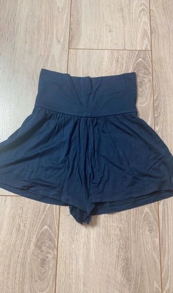 Short souple benetton 6/7 ans