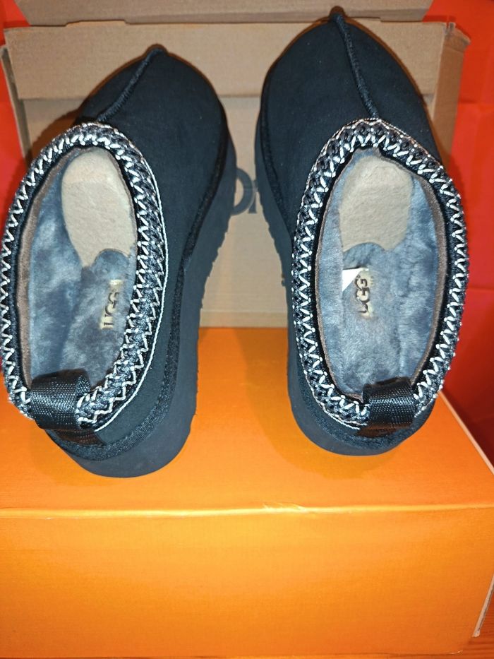 Chaussures neuf - photo numéro 3