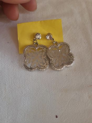 Boucles d'oreilles fantaisies