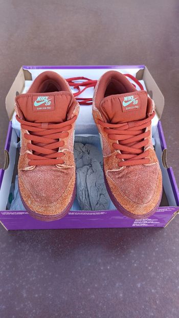 Nike SB Mystic red