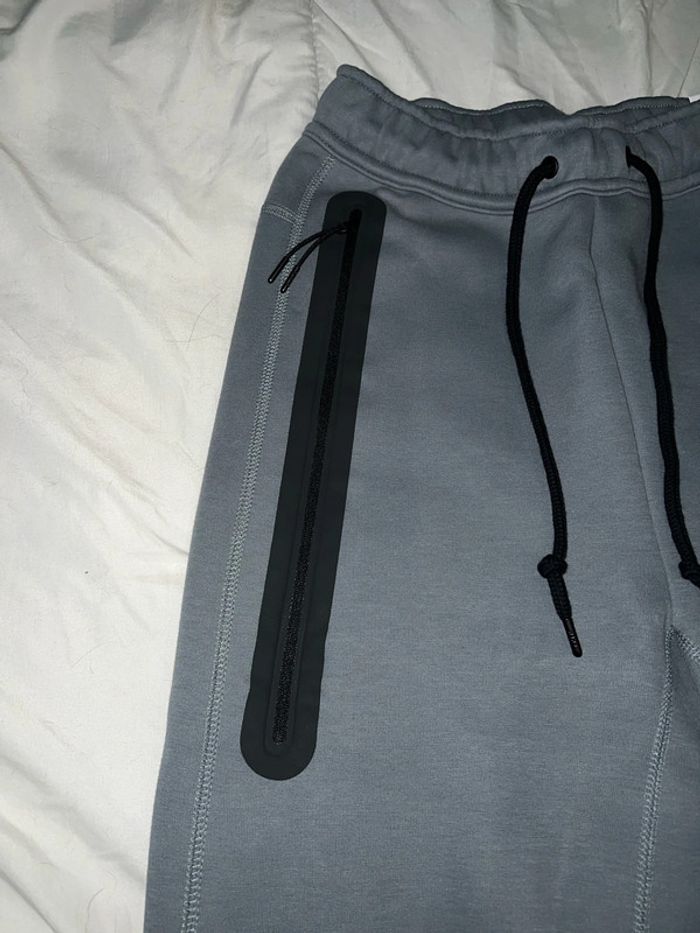 Jogging Nike Tech taille XS - photo numéro 5