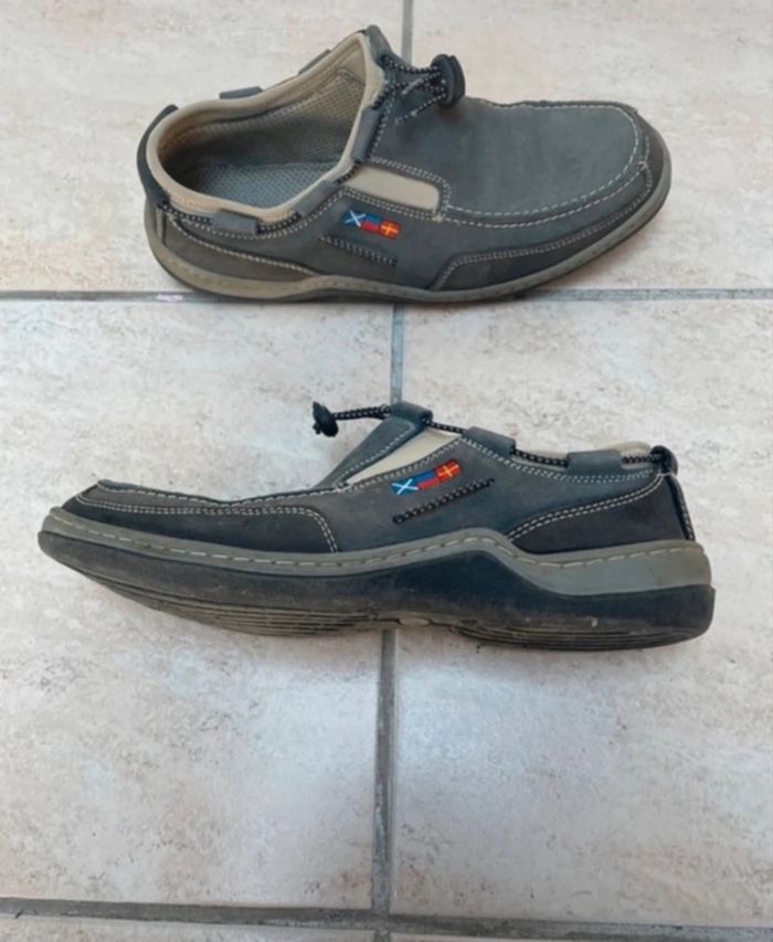 Chaussures grises - photo numéro 3