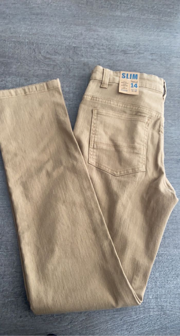 Jeans slim neuf - photo numéro 2