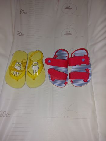 2 paires de sandale