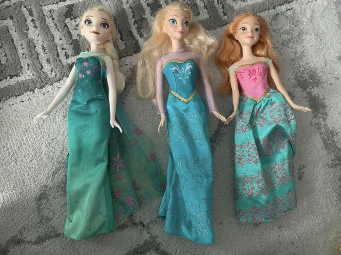 3 poupées barbie la reine des neiges