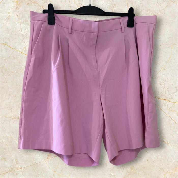 Short de tailleur - photo numéro 2