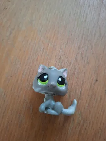 LPS #1035  petshop chat