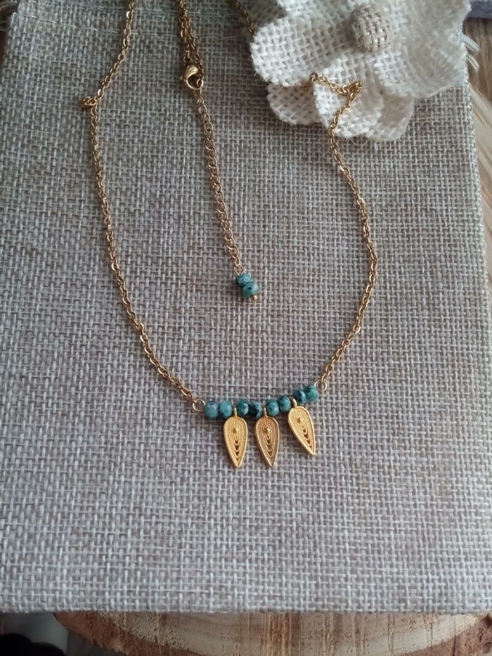 Collier ethnique pierres de jade - photo numéro 3