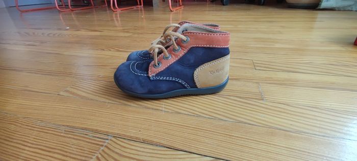 Chaussure Kickers pour fille taille 25 - photo numéro 2