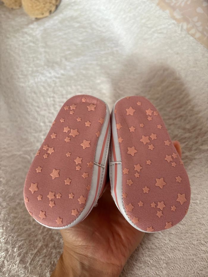 Chaussures bébé - photo numéro 2