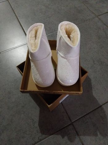 Bottine - pointure 30 - neuve 