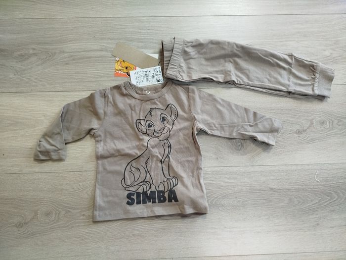 Pyjama Simba 12 mois neuf - photo numéro 2
