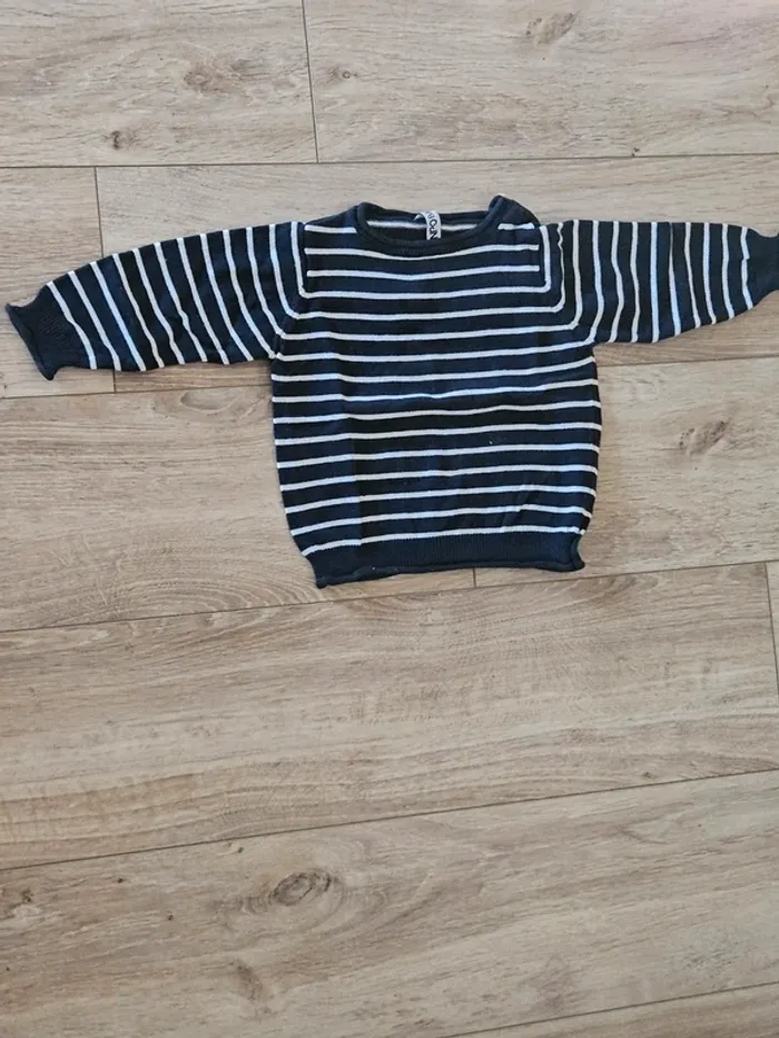 2 Pulls 12 mois - photo numéro 5