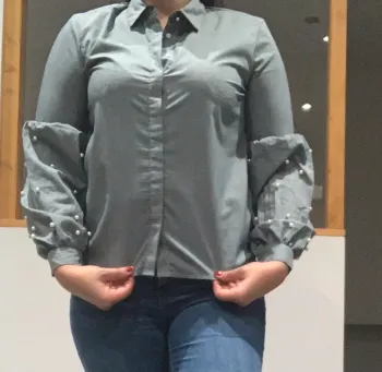 Chemise gris chiné perles